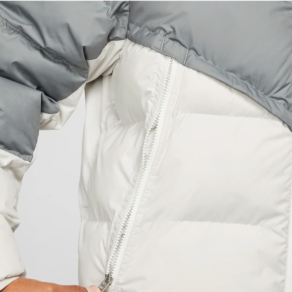 NWT Nike Sportswear Storm-FIT Windrunner Men’s PRIMALOFT - Smoke grey/Light bone - Picture 8 of 16